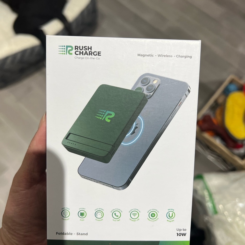 Rush magnetic cellphone charger